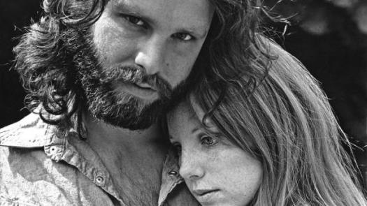 Jim Morrison y Pamela Courson en 1970