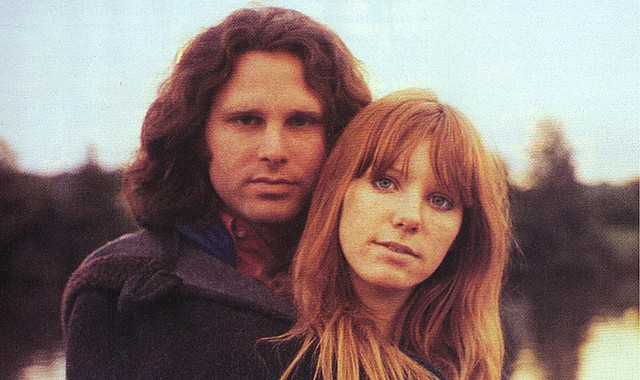 Jim Morrison y Pamela Courson en 1970