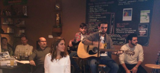Otro momento de la presentación de "El barco de cristal"