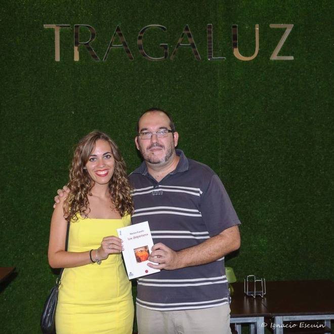 Con el poeta Paco Ramos Torrejón, que dirige el ciclo de recitales Versalando