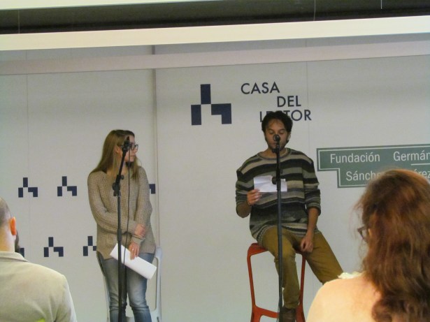 Déborah Alcaide y Alberto Guirao recitando por Ángel González y Pere Gimferrer